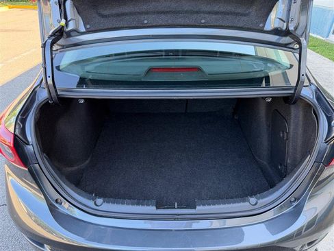 Used 2015 MAZDA MAZDA3 i Touring FWD image 34