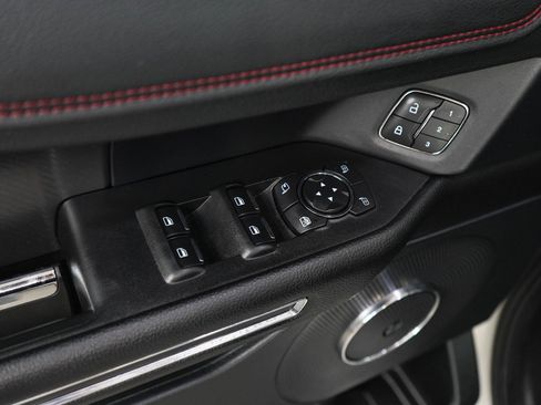 Used 2021 Ford Expedition Limited AWD/4WD image 19