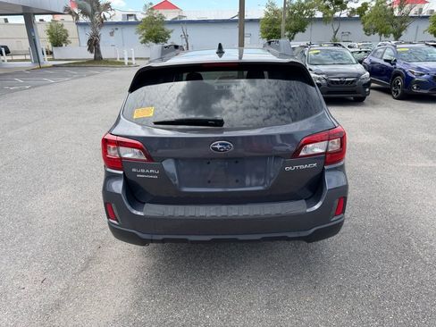 Used 2016 Subaru Outback 2.5i Limited w/ Popular Package #4 AWD/4WD image 6