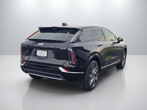 New 2026 Cadillac Optiq Luxury 1 RWD image 5