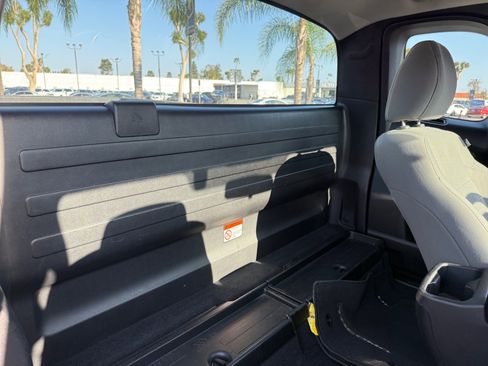 Used 2017 Toyota Tacoma SR image 16