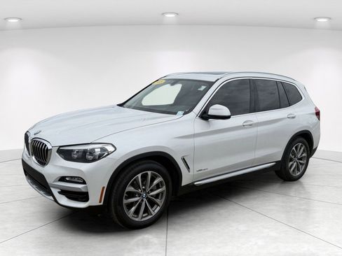 Used 2018 BMW X3 xDrive30i AWD/4WD image 3