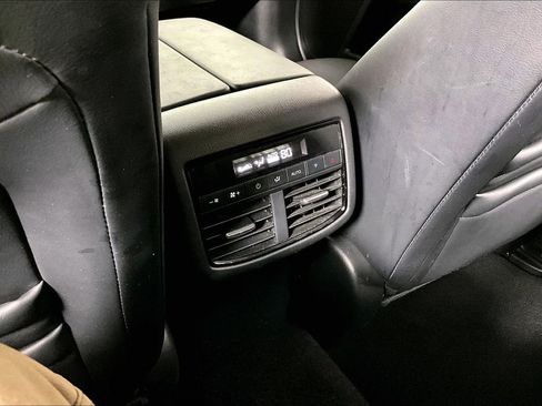 Used 2022 MAZDA CX-9 Touring image 36