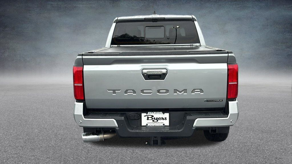 Used 2025 Toyota Tacoma Limited AWD/4WD image 30