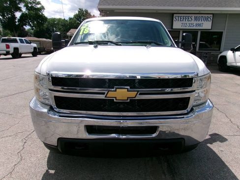 Used 2013 Chevrolet Silverado 2500 W/T AWD/4WD image 8