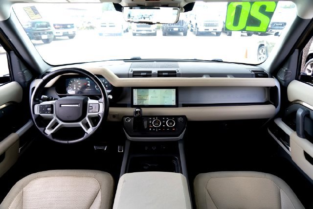 Used 2020 Land Rover Defender 110 First Edition AWD/4WD image 27