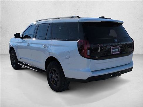 New 2026 Ford Expedition Tremor image 8