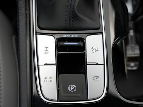 Certified 2026 Hyundai Santa Cruz SEL AWD/4WD image 30