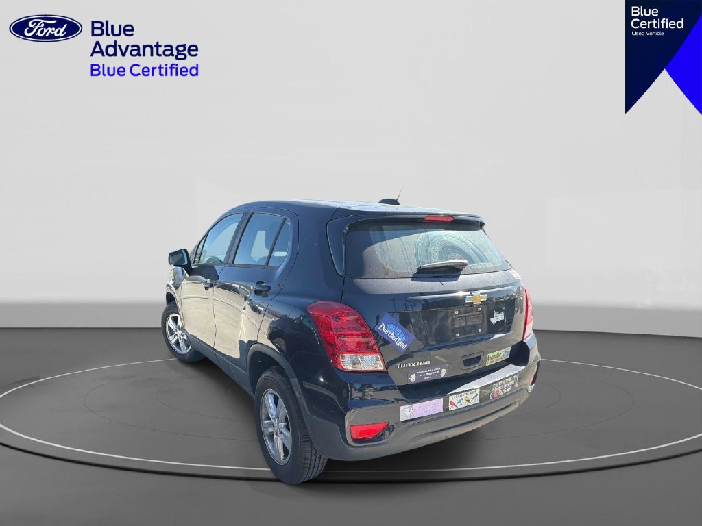 Used 2022 Chevrolet Trax LS AWD/4WD image 6