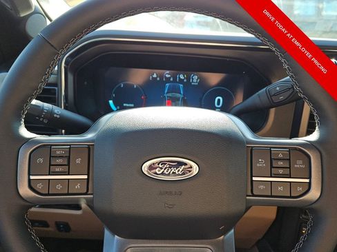 New 2026 Ford F250 Lariat w/ Chrome Package AWD/4WD image 22