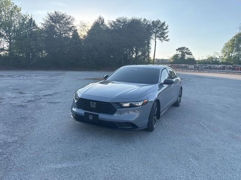 Used 2025 Honda Accord SE image 3