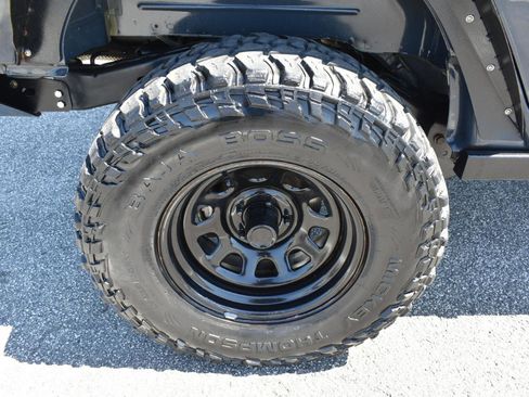 Used 2018 Jeep Wrangler Unlimited Sport S AWD/4WD image 33