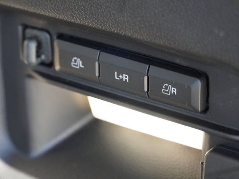 Used 2022 Ford Explorer Limited w/ Equipment Group 301A image 33