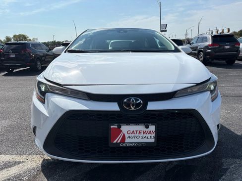 Used 2022 Toyota Corolla LE image 8