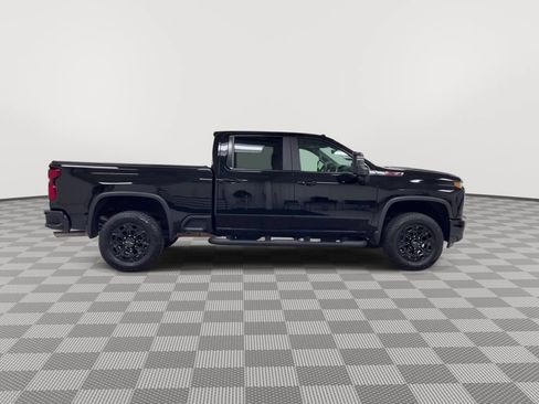 Used 2021 Chevrolet Silverado 2500 LTZ w/ LTZ Plus Package AWD/4WD image 9