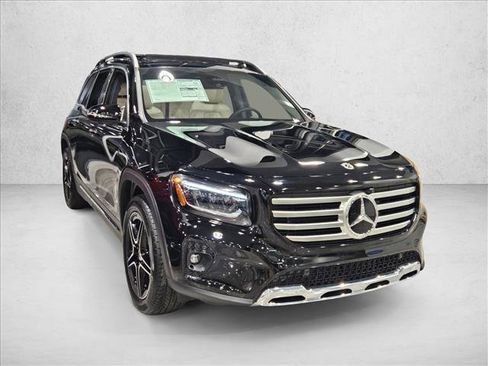 Used 2026 Mercedes-Benz GLB 250 image 6