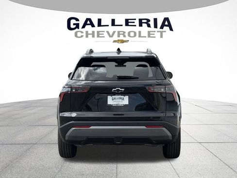 New 2026 Chevrolet Equinox LT w/ Convenience Package II FWD image 6
