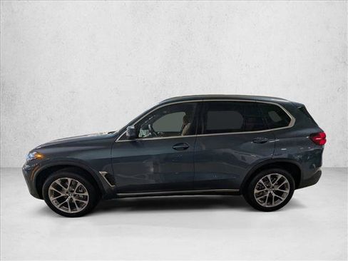 New 2026 BMW X5 xDrive40i w/ Premium Package image 9