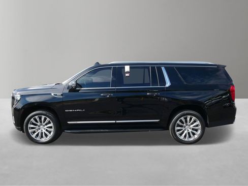 Used 2022 GMC Yukon XL Denali AWD/4WD image 6
