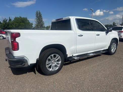 Used 2023 Chevrolet Silverado 1500 LTZ w/ LTZ Convenience Package II AWD/4WD image 6
