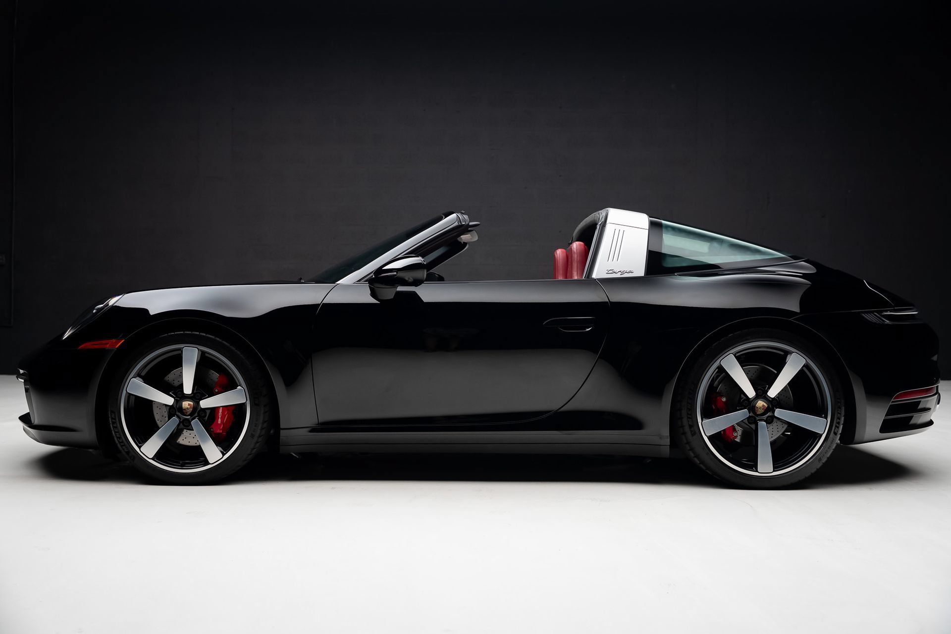 Used 2021 Porsche 911 Targa 4S AWD/4WD image 19