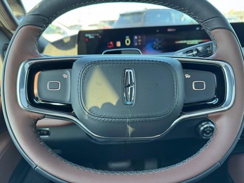 New 2025 Lincoln Navigator L Reserve image 20