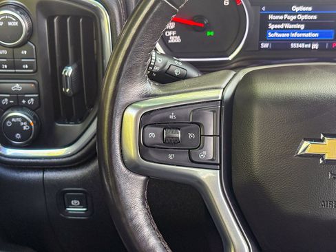 Used 2022 Chevrolet Silverado 1500 LT AWD/4WD image 32