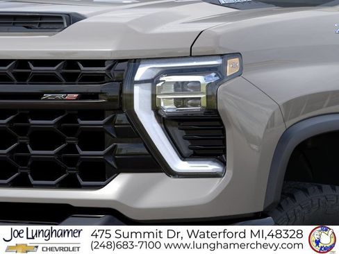 New 2026 Chevrolet Silverado 2500 ZR2 w/ LPO, Dark Essentials Package AWD/4WD image 17