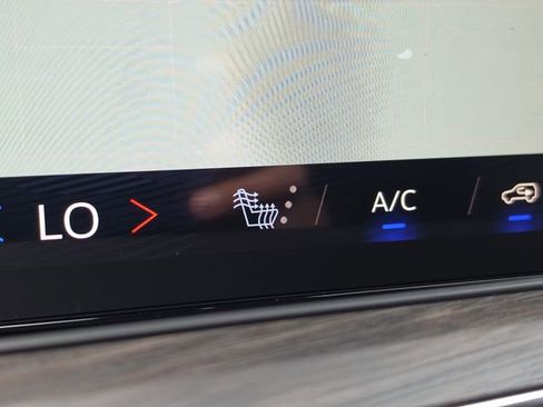 New 2026 Chevrolet Suburban LT w/ Comfort Package image 28