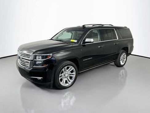 Used 2019 Chevrolet Suburban Premier w/ Premier Plus Edition AWD/4WD image 3
