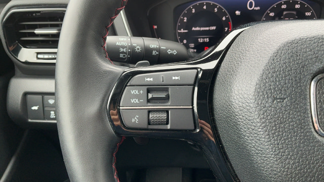 Used 2025 Honda Pilot Black Edition image 12