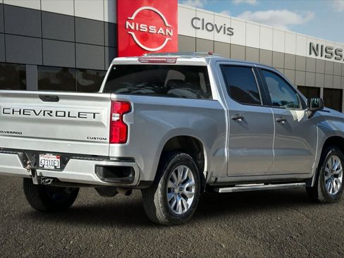 Used 2021 Chevrolet Silverado 1500 Custom w/ LPO, Dark Essentials Package RWD image 3