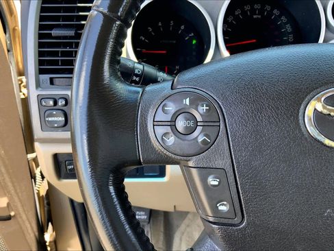 Used 2010 Toyota Tundra Limited RWD image 22