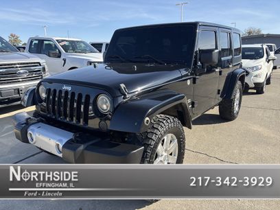 Used 2013 Jeep Wrangler Unlimited Sahara w/ Dual Top Group