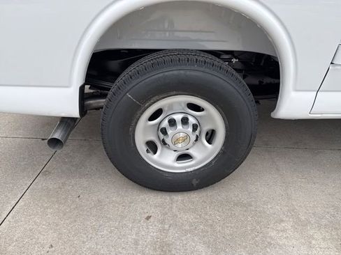 New 2025 Chevrolet Express 2500 w/ Driver Convenience Package image 18