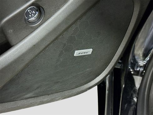 Certified 2023 Chevrolet Traverse Premier w/ Redline Edition image 14