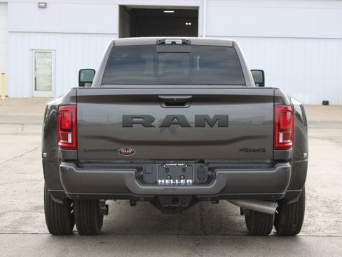 Used 2025 RAM 3500 Laramie w/ Night Edition AWD/4WD image 7