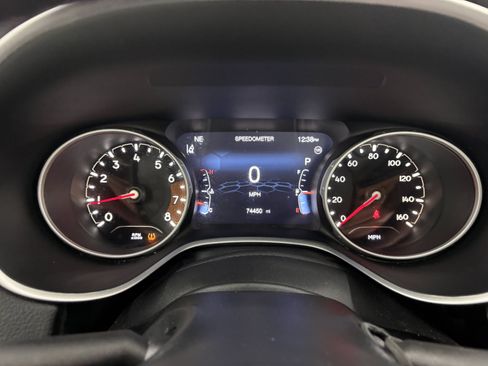 Used 2021 Jeep Compass Limited w/ Sun and Sound Group AWD/4WD image 39