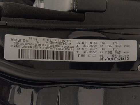 Used 2015 Jeep Cherokee Latitude FWD image 33