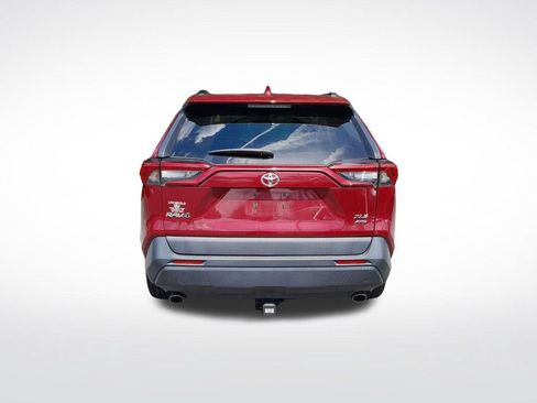 Used 2019 Toyota RAV4 XLE Premium w/ Cold Weather Package AWD/4WD image 7