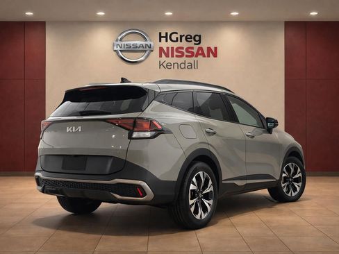 Used 2023 Kia Sportage X-Line AWD/4WD image 4