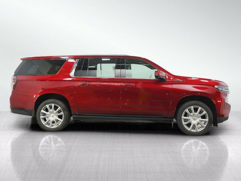 Used 2021 Chevrolet Suburban High Country w/ Premium Package AWD/4WD image 7