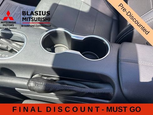 Used 2022 Ford Mustang GT Premium RWD image 27