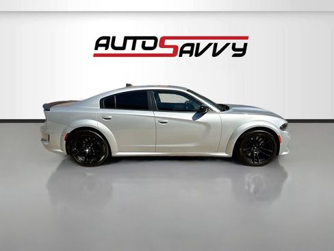 Used 2023 Dodge Charger Scat Pack RWD image 8