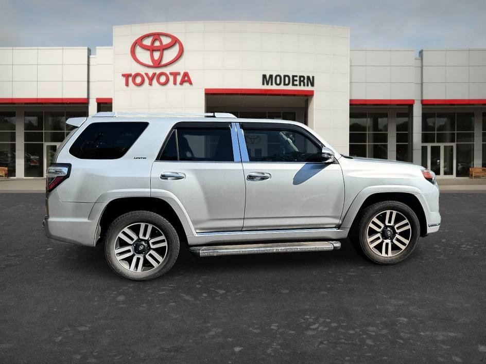 Certified 2017 Toyota 4Runner Limited AWD/4WD image 5