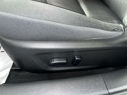 Used 2022 Nissan Altima 2.5 SV FWD image 14