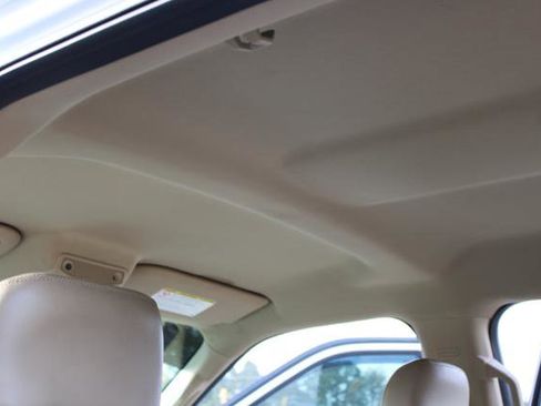 Used 2017 Ford F250 Lariat w/ Lariat Value Package image 38