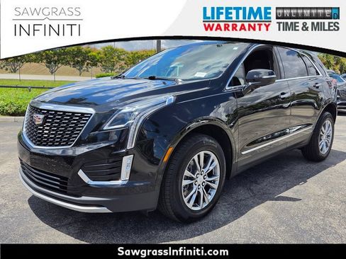 Used 2022 Cadillac XT5 Premium Luxury w/ Technology Package FWD image 16