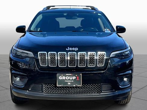 Used 2019 Jeep Cherokee Latitude Plus image 4