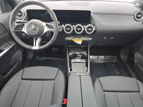 New 2026 Mercedes-Benz GLA 250 4MATIC image 22